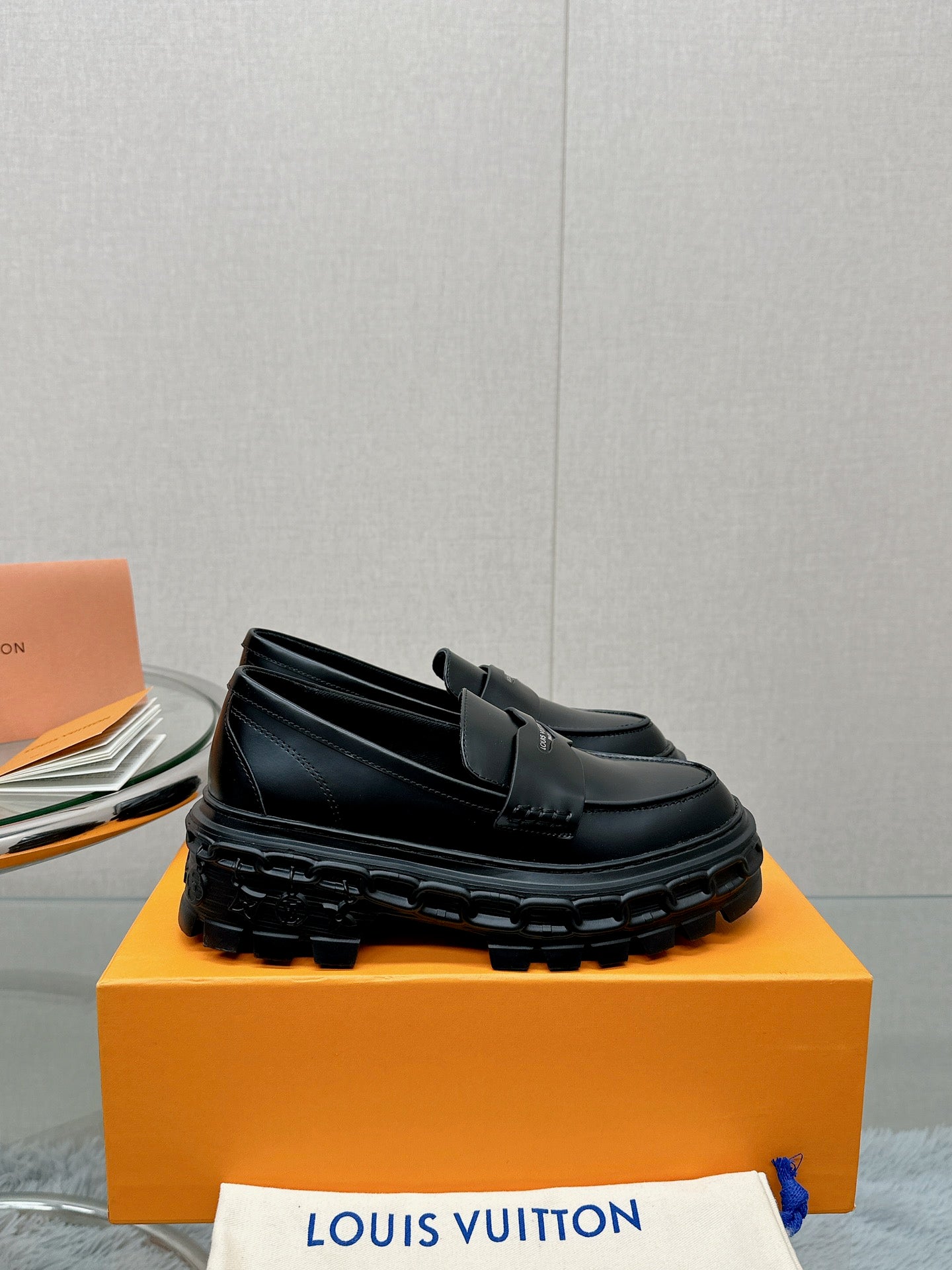 LOU* 25SS chain stripe platform loafers