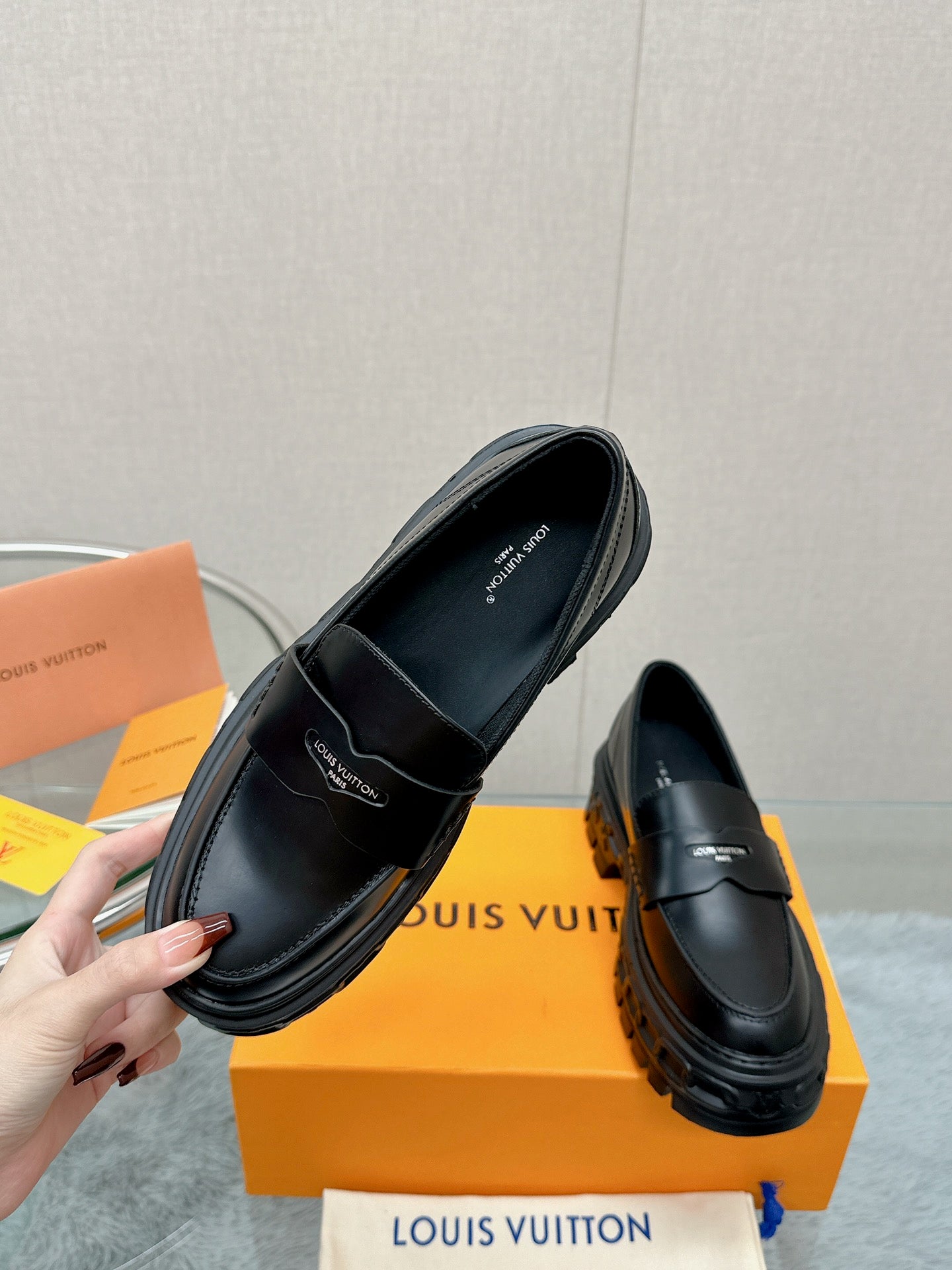 LOU* 25SS chain stripe platform loafers