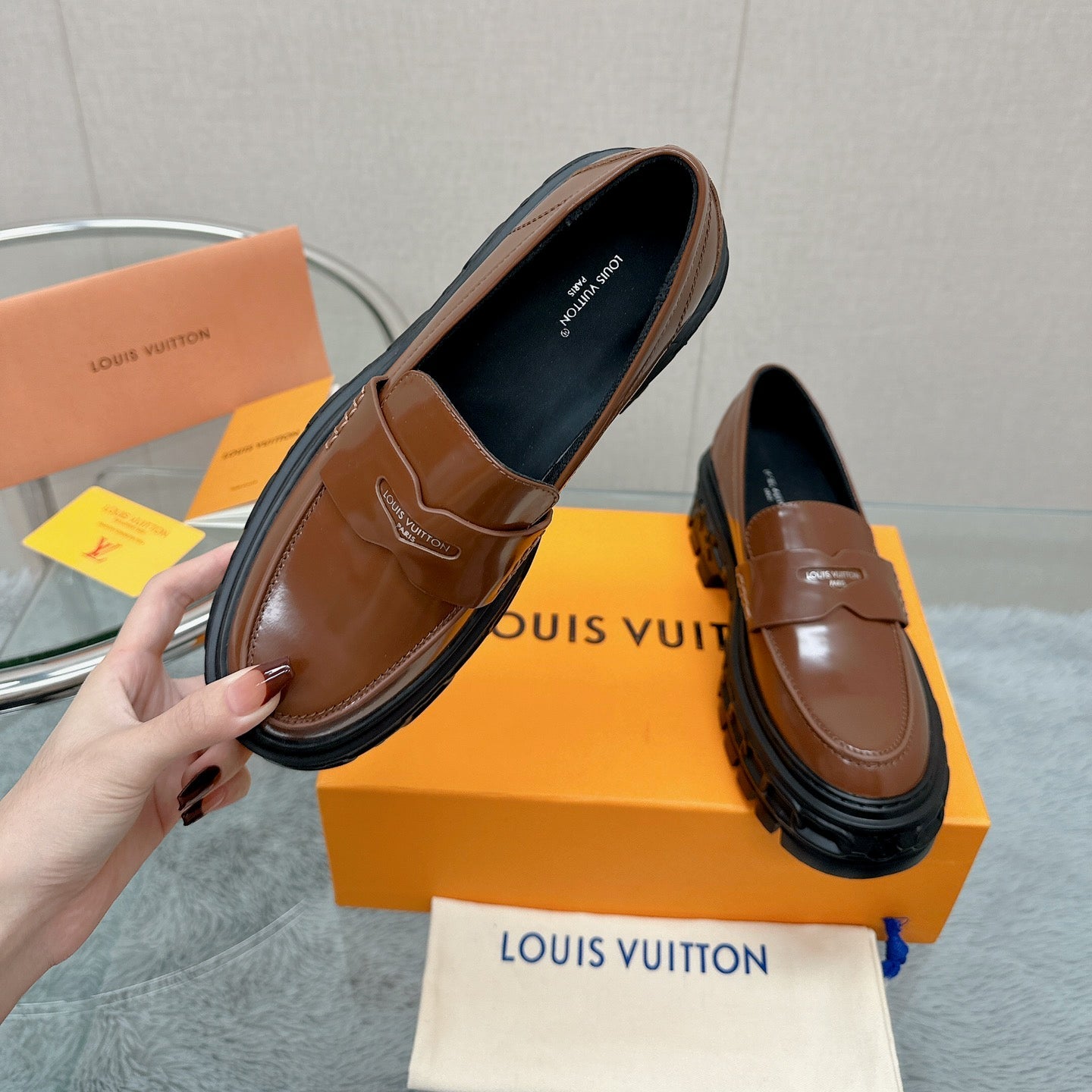 LOU* 25SS chain stripe platform loafers