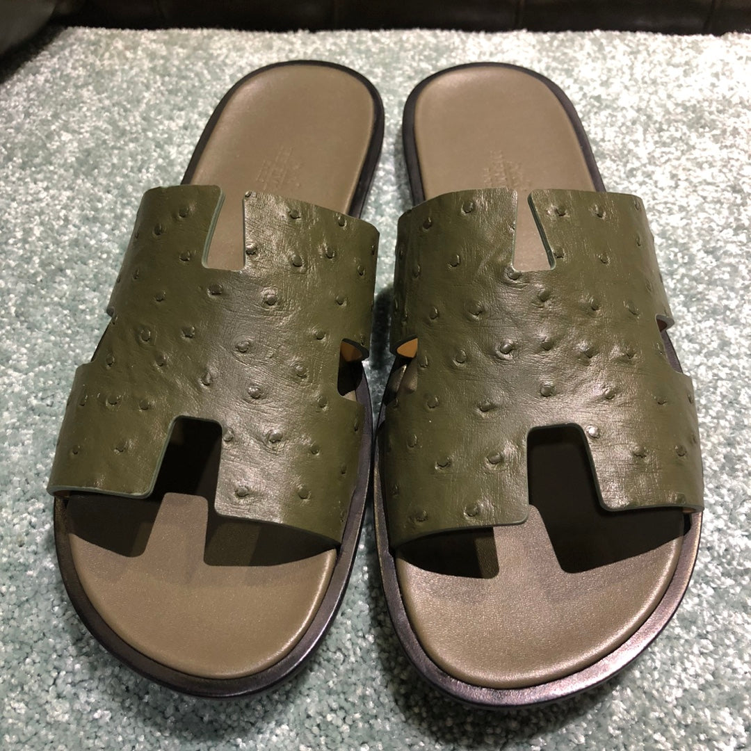 HER* leather slippers