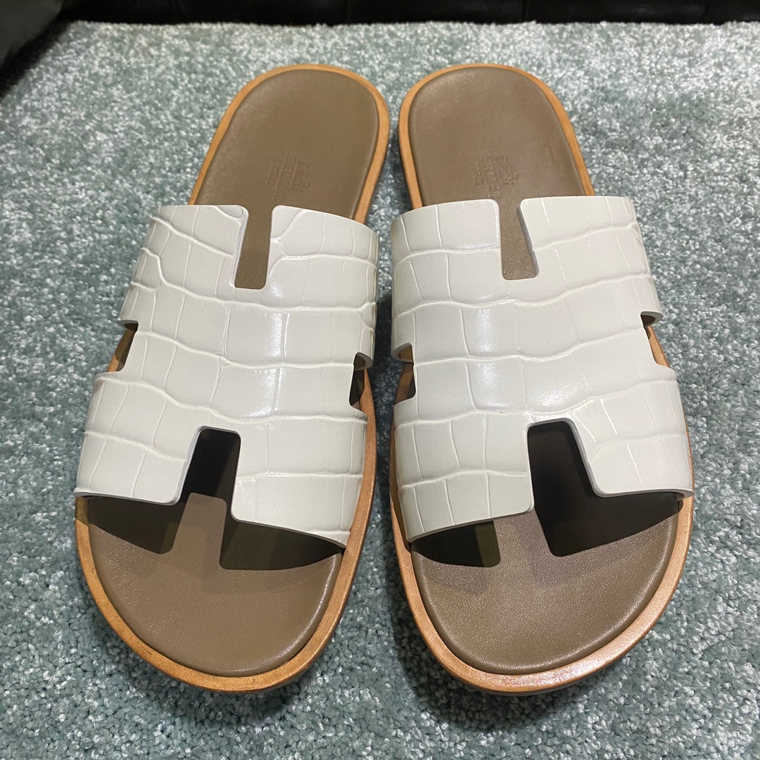 HER* leather slippers