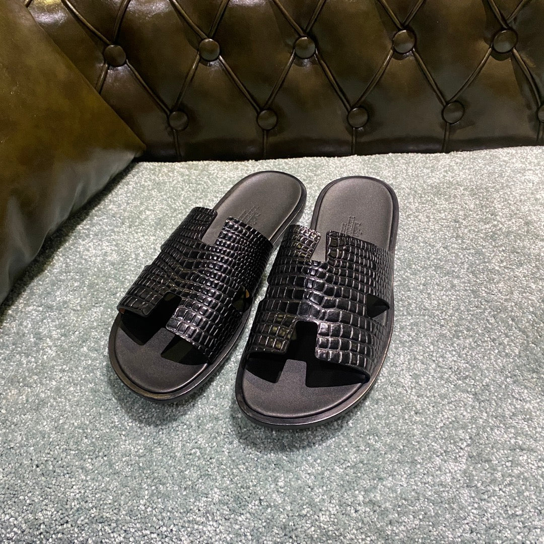 HER* leather slippers