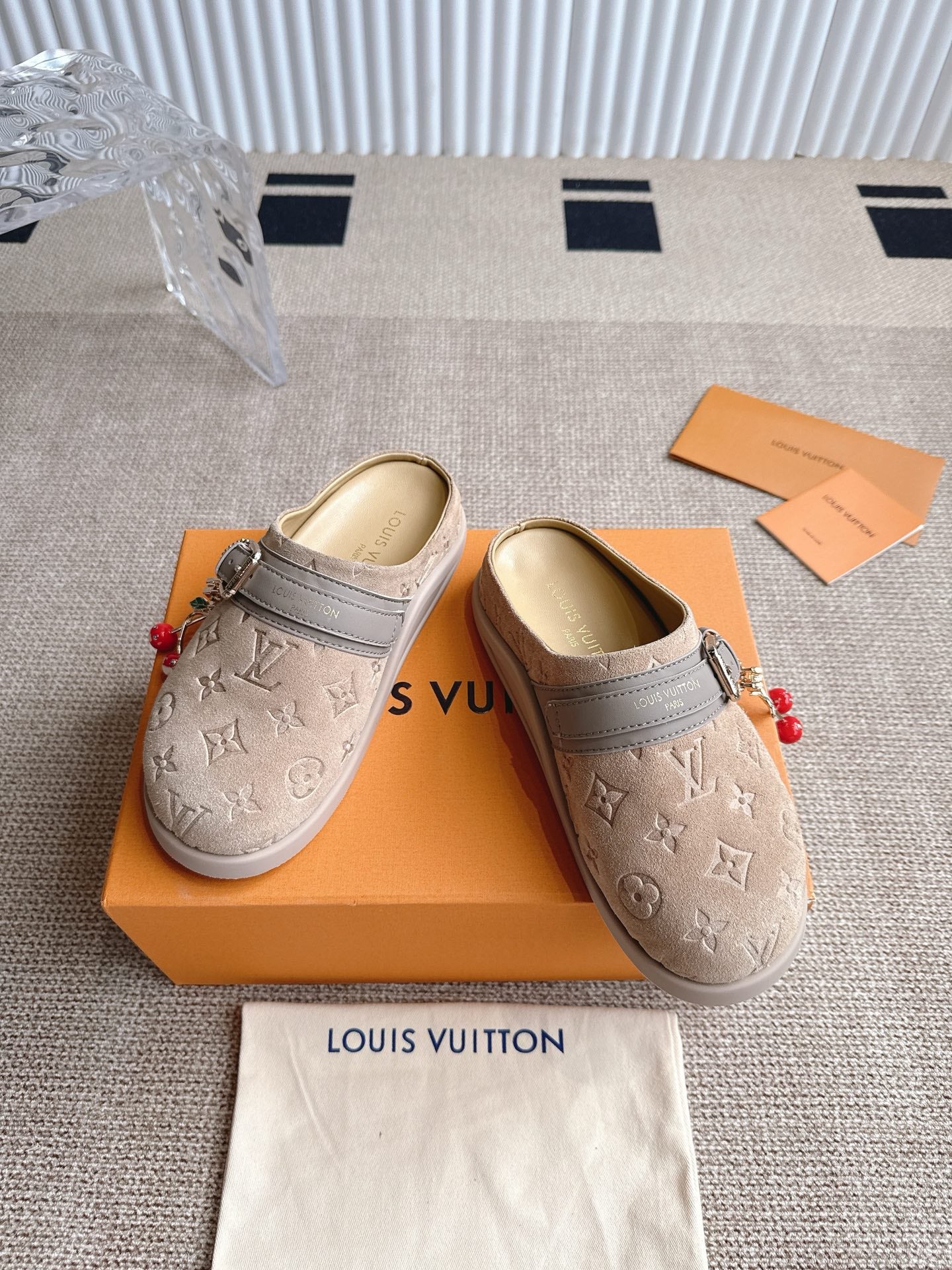 LOU* 25SS Birkenstock closed-toe shoes