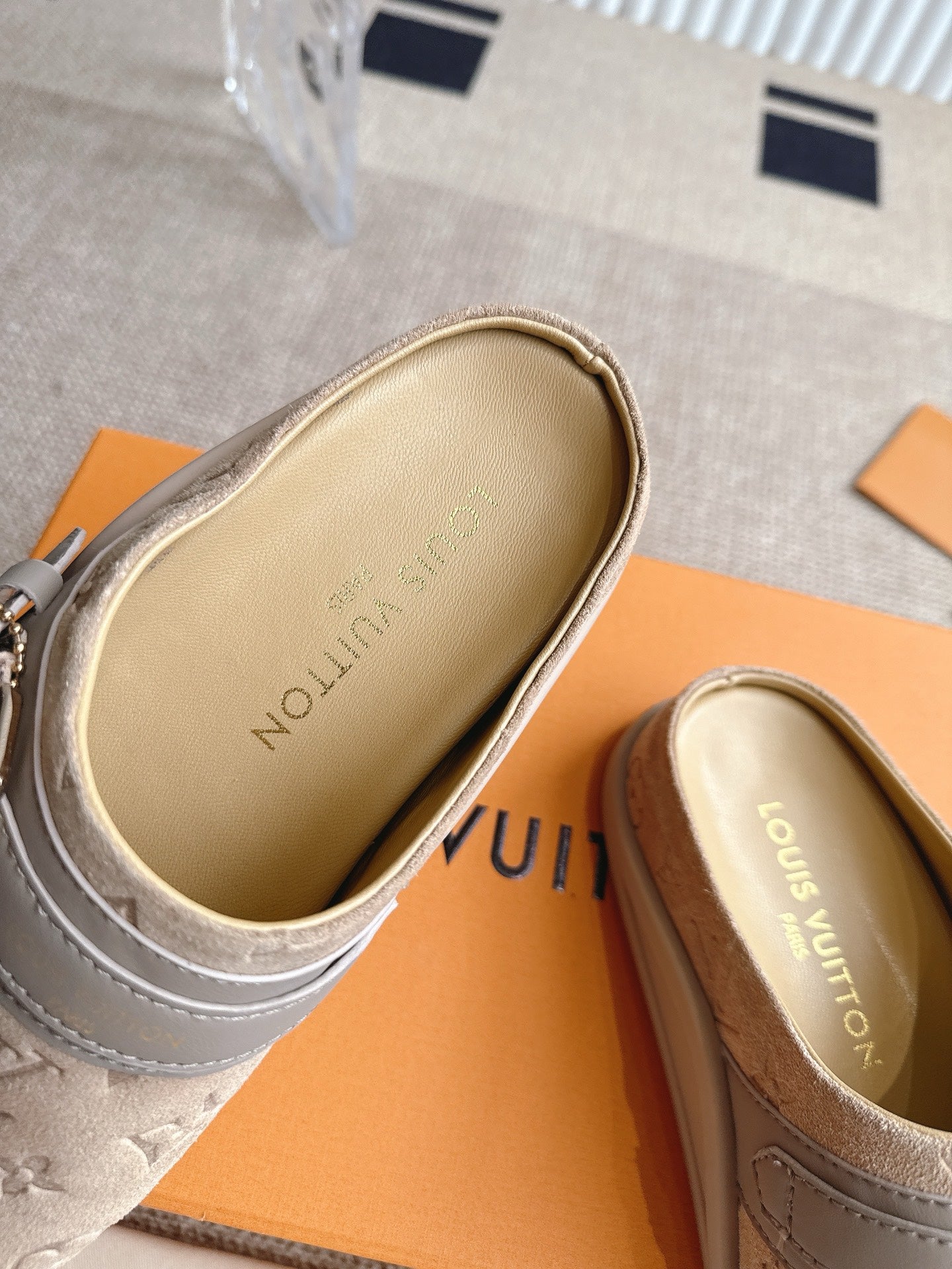 LOU* 25SS Birkenstock closed-toe shoes