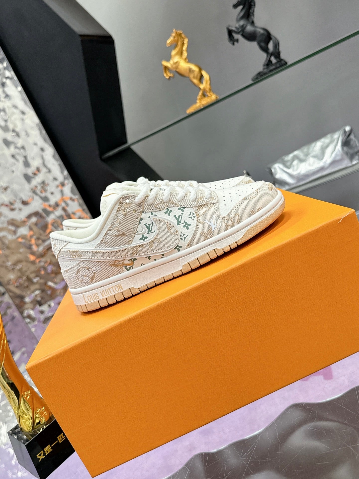 LOU* 25SS Nike Collaboration Sneakers (Unisex)