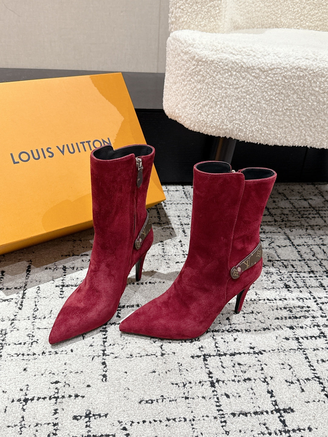 LOU* 25SS LEGACY pointed high-heeled boots