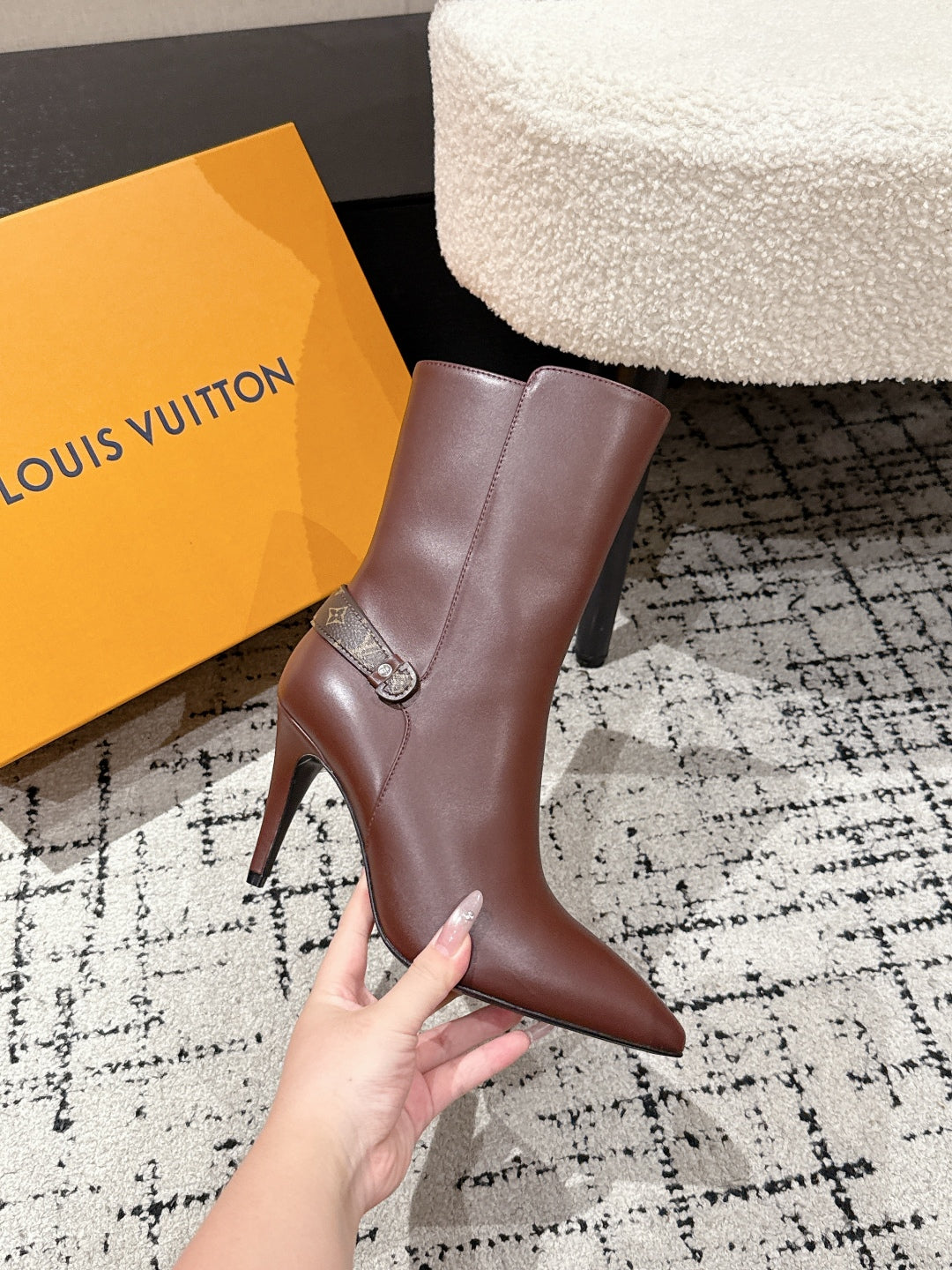 LOU* 25SS LEGACY pointed high-heeled boots