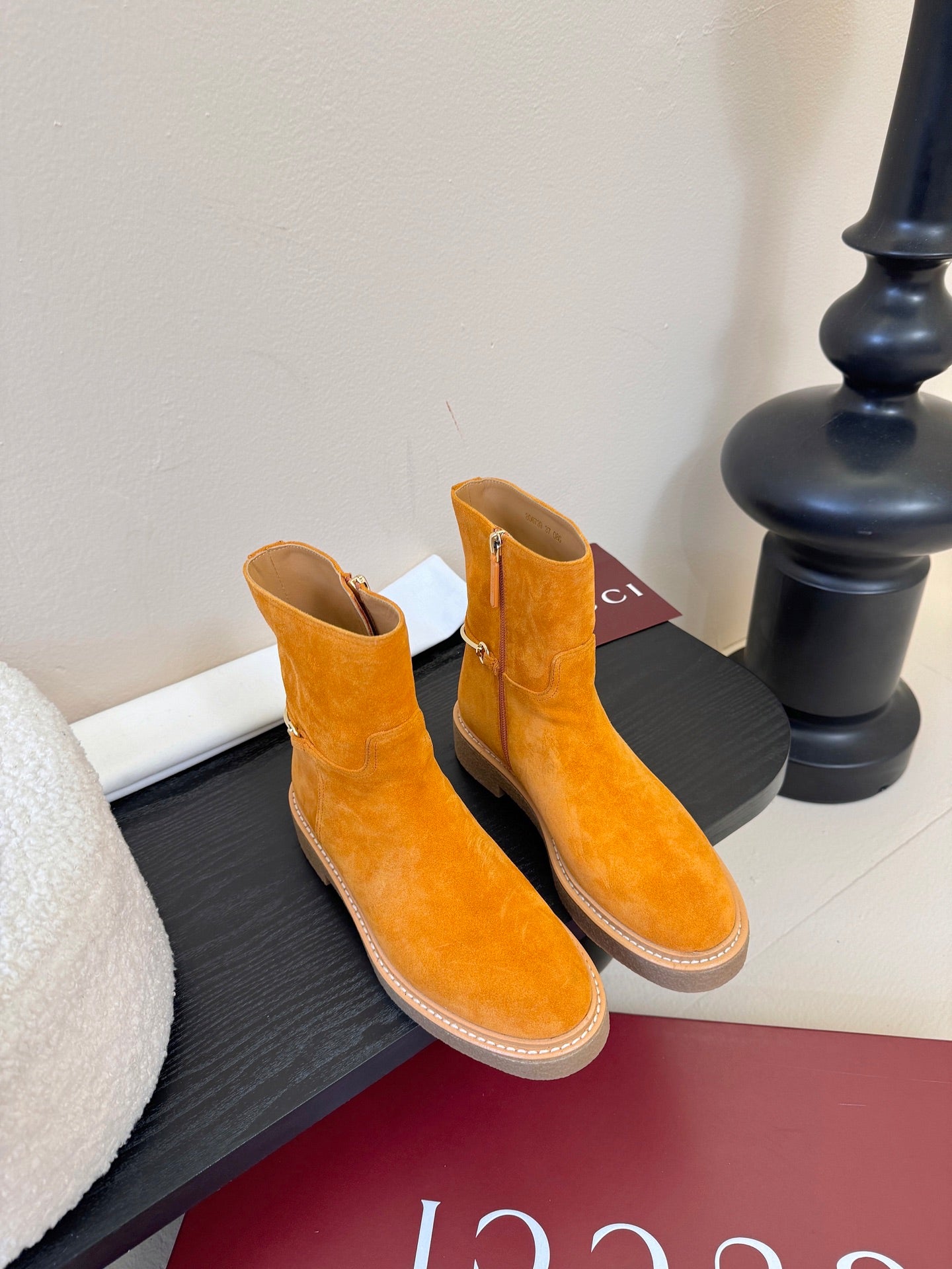 GUC* 25SS mercerized suede ankle boots