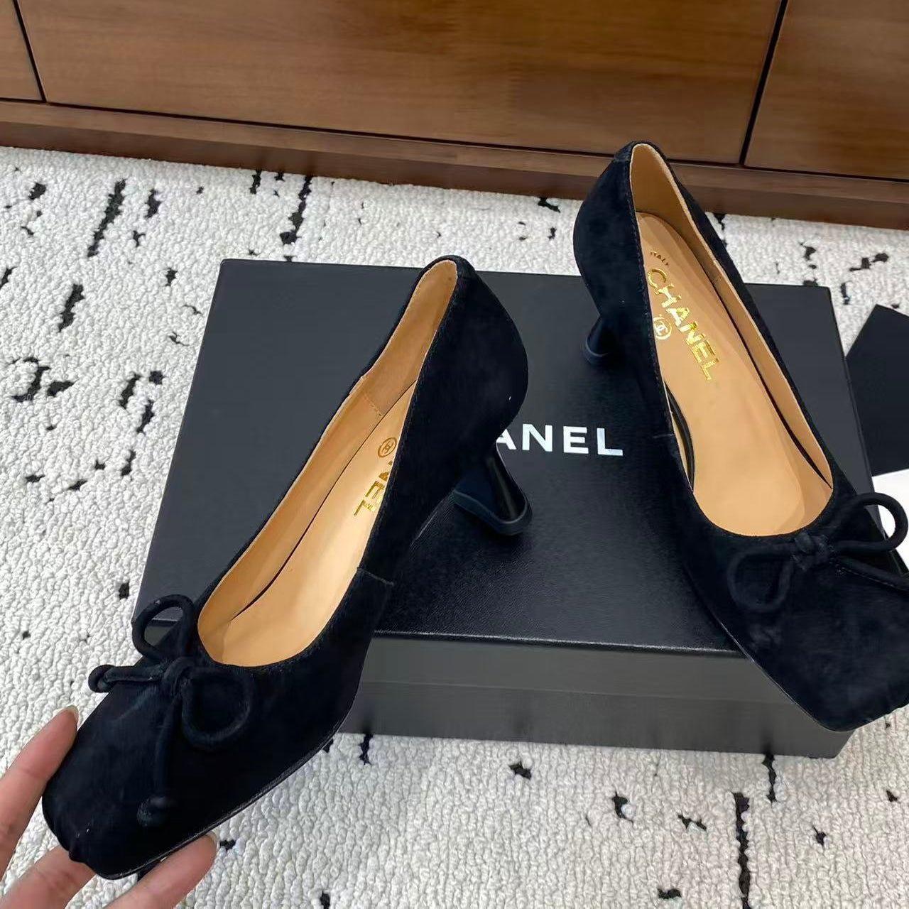 CHAN* 25SS bow tie shoes