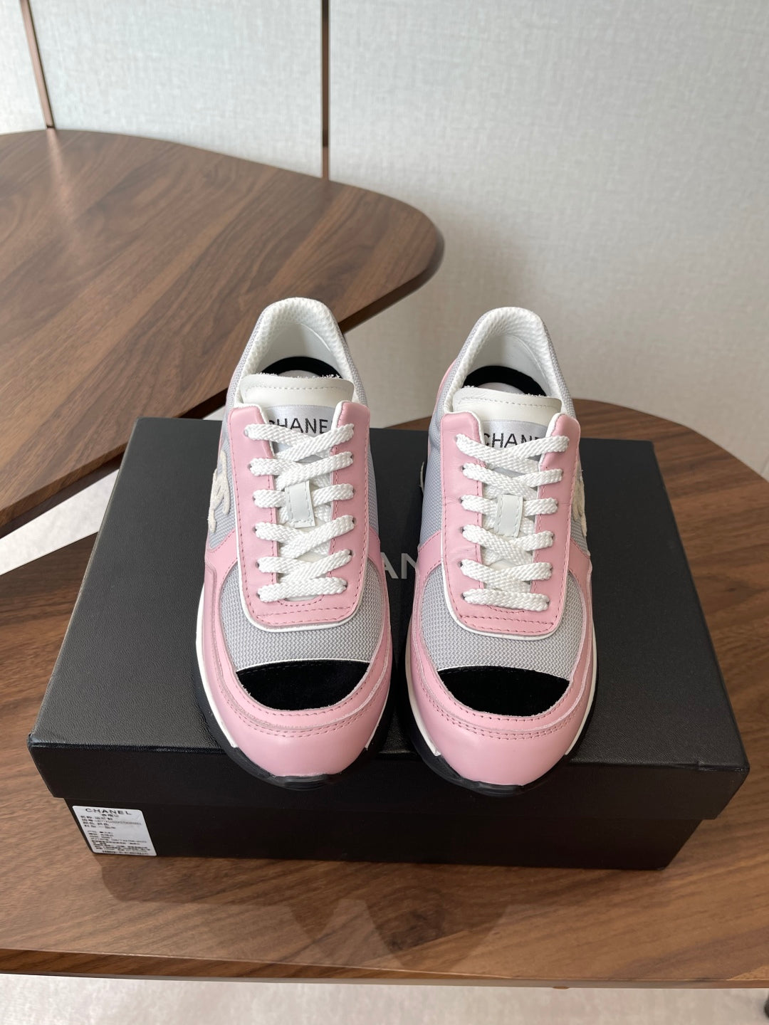 CHAN* 25SS high-heeled sneakers