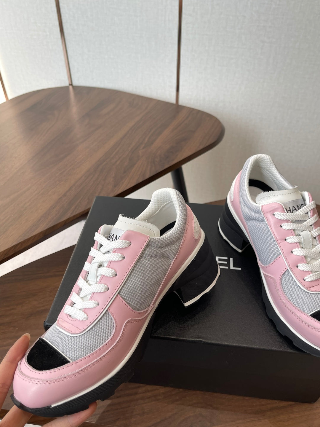 CHAN* 25SS high-heeled sneakers