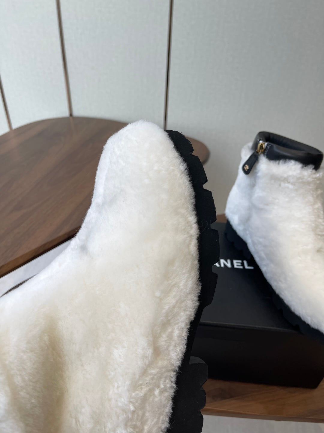 CHAN* 25SS wool zip-up boots