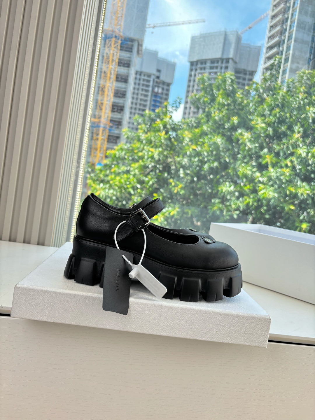 PRA* 25SS MONOLITH Mary Janes