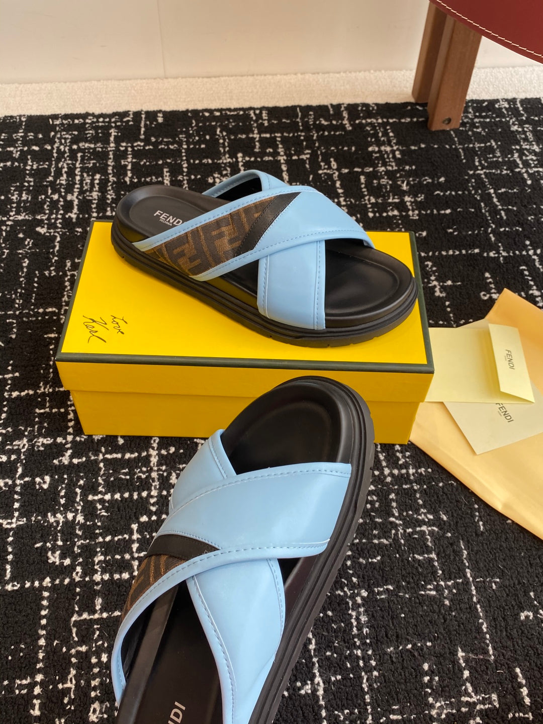 FEN* 25SS DIAGONAL Slides