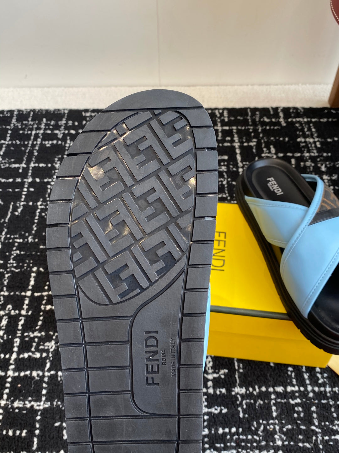 FEN* 25SS DIAGONAL Slides