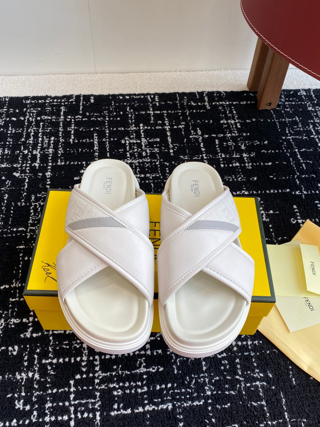 FEN* 25SS DIAGONAL Slides