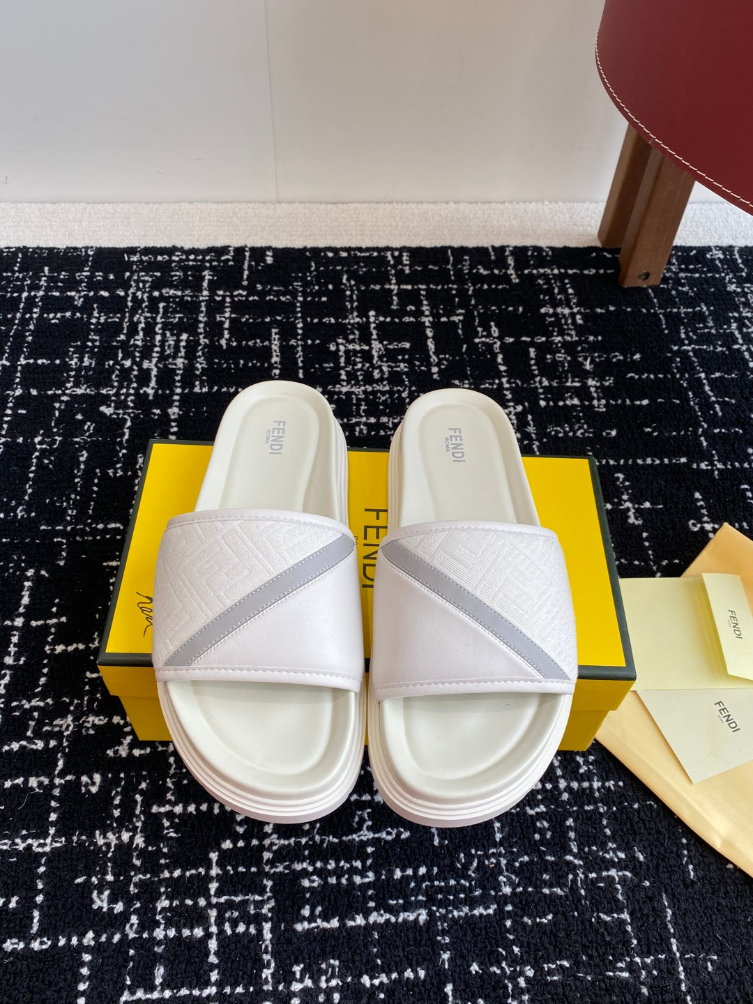 FEN* 25SS DIAGONAL Slides