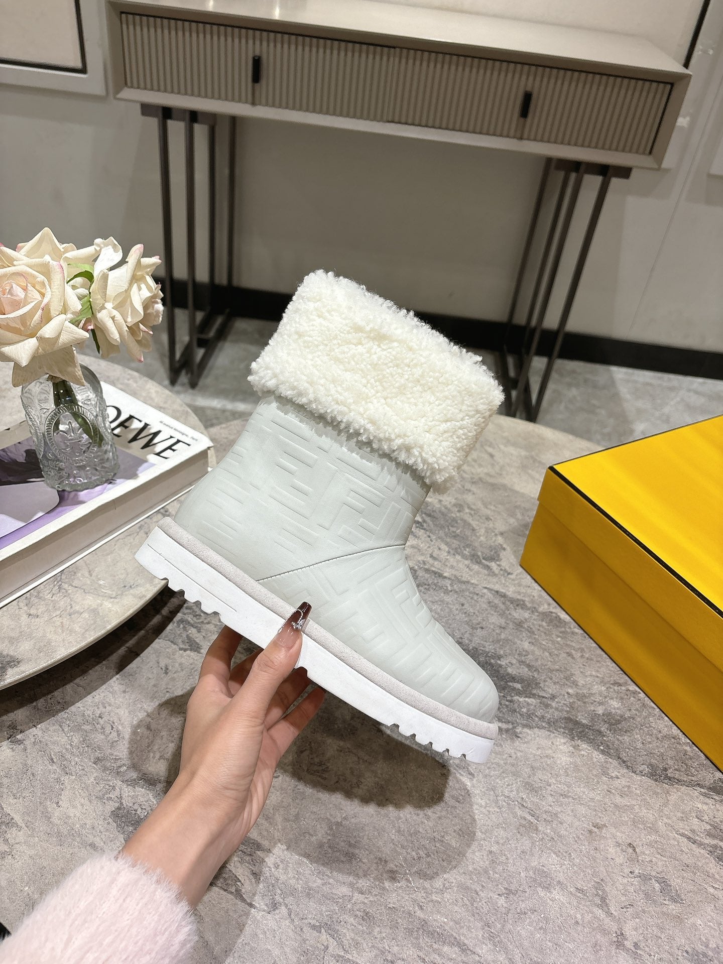 FEN* 25SS snow boots
