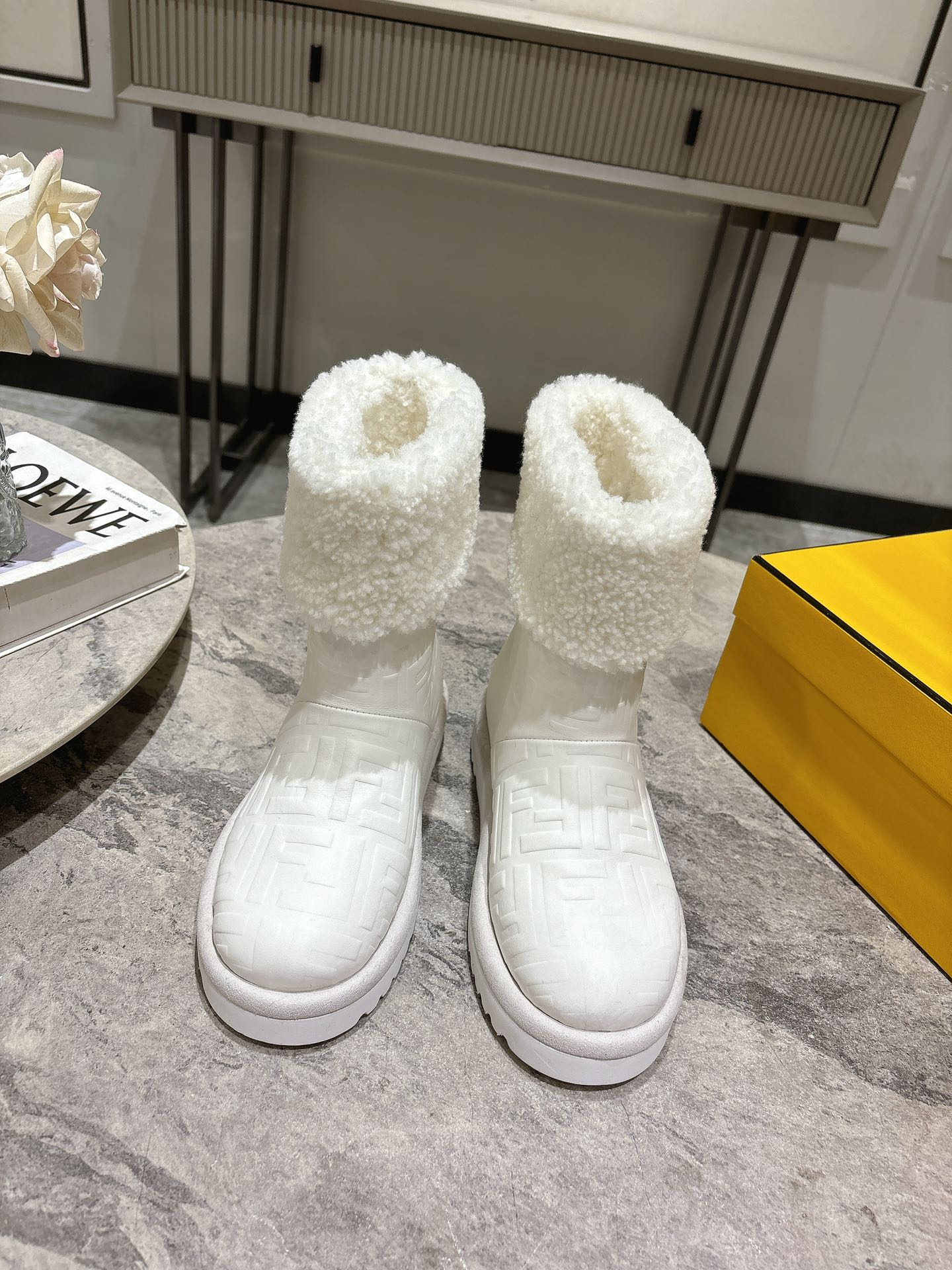 FEN* 25SS snow boots