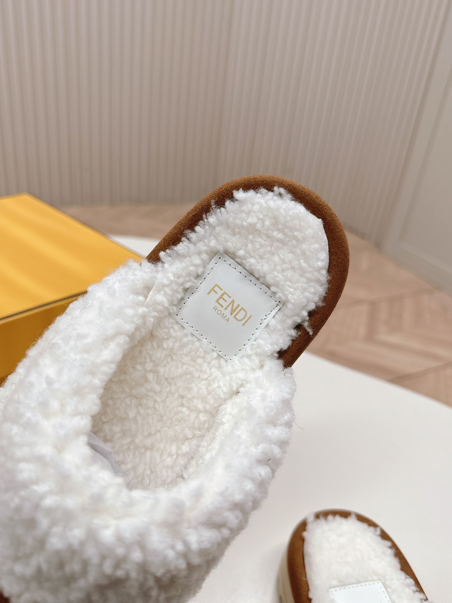 FEN* 25 SS leather embossed fur slippers