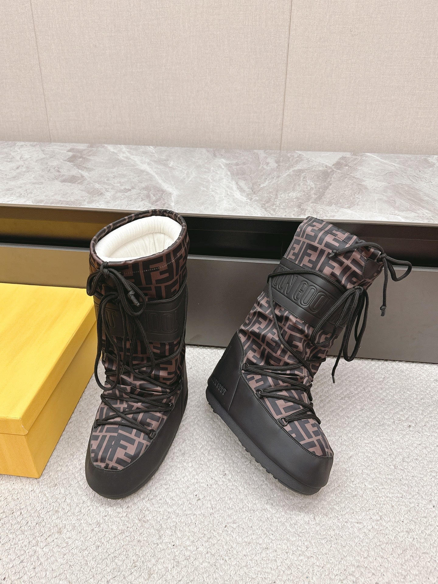 FEN* 25SS Down Ski Boots