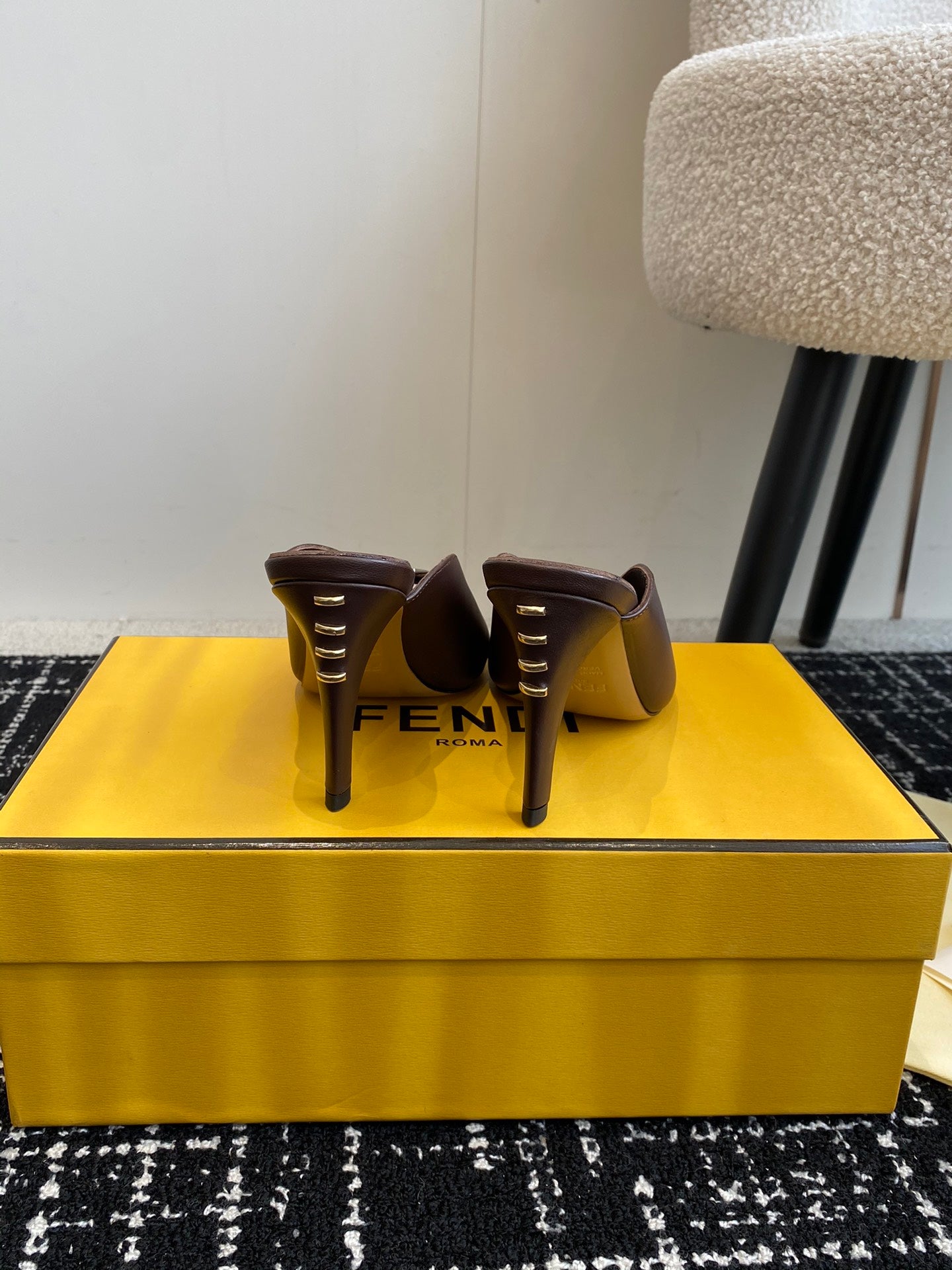 FEN* New Round Toe Fish Mouth High Heel Slippers