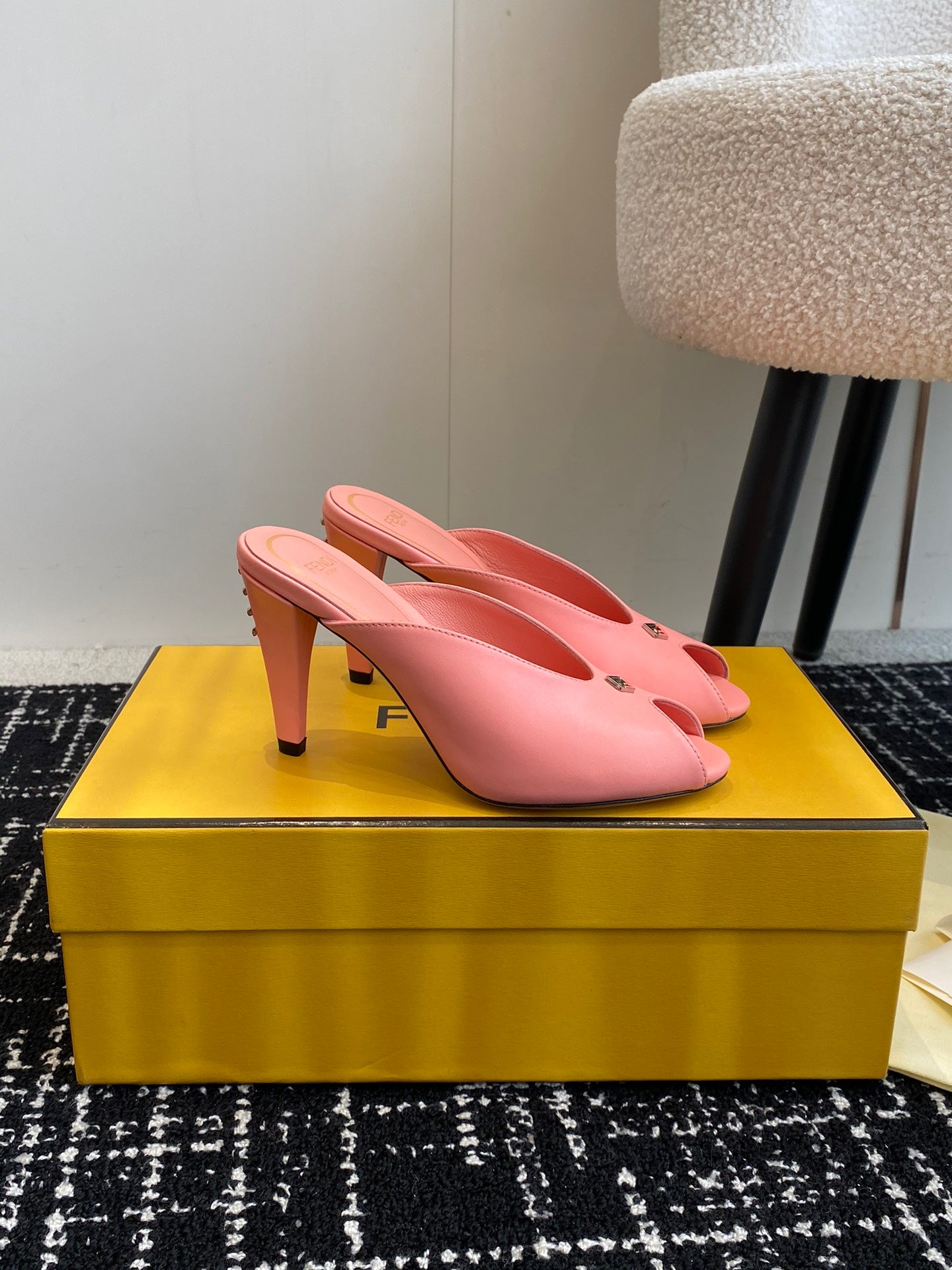 FEN* New Round Toe Fish Mouth High Heel Slippers