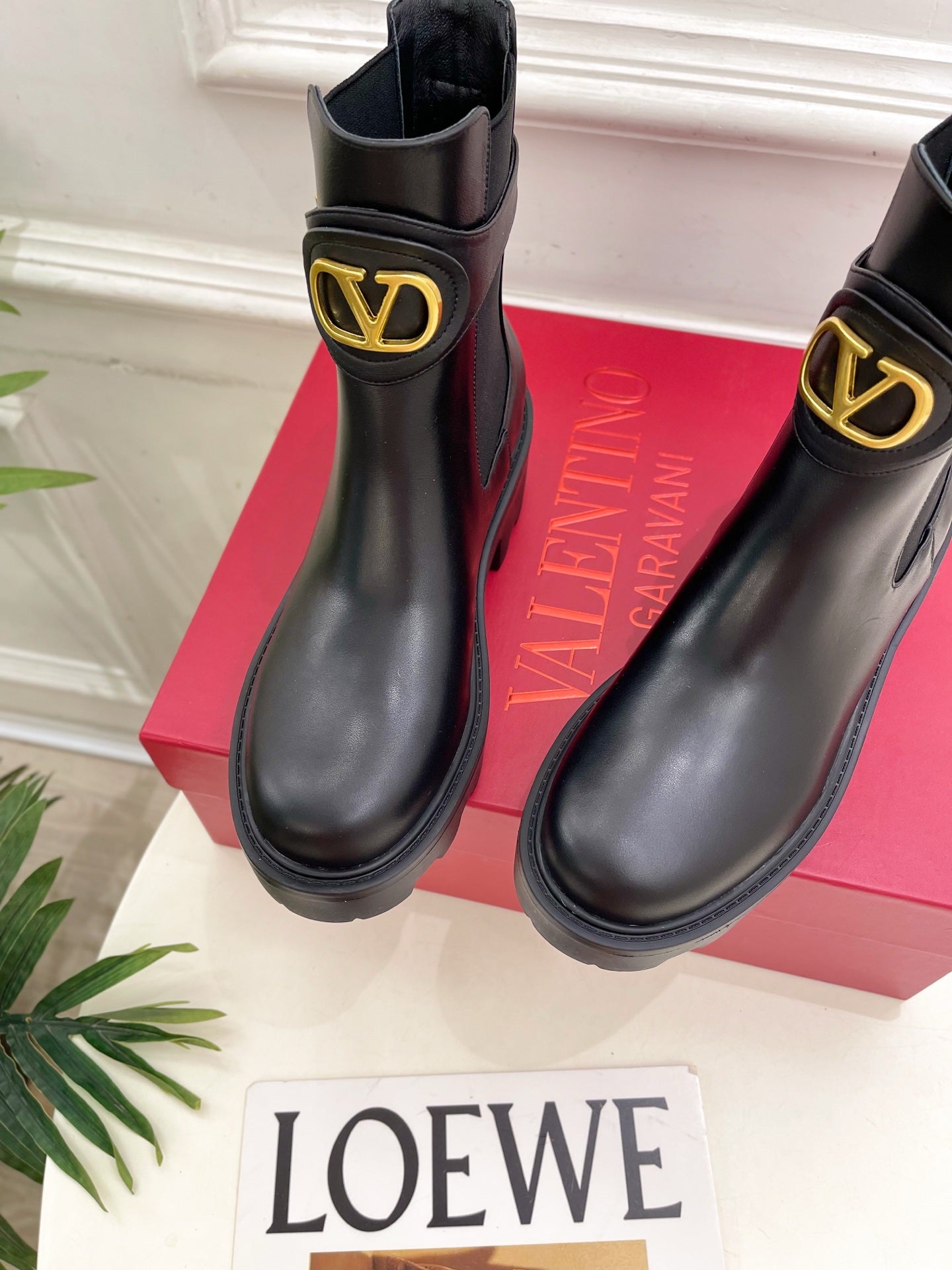 Valenti* 25SS leather ankle boots