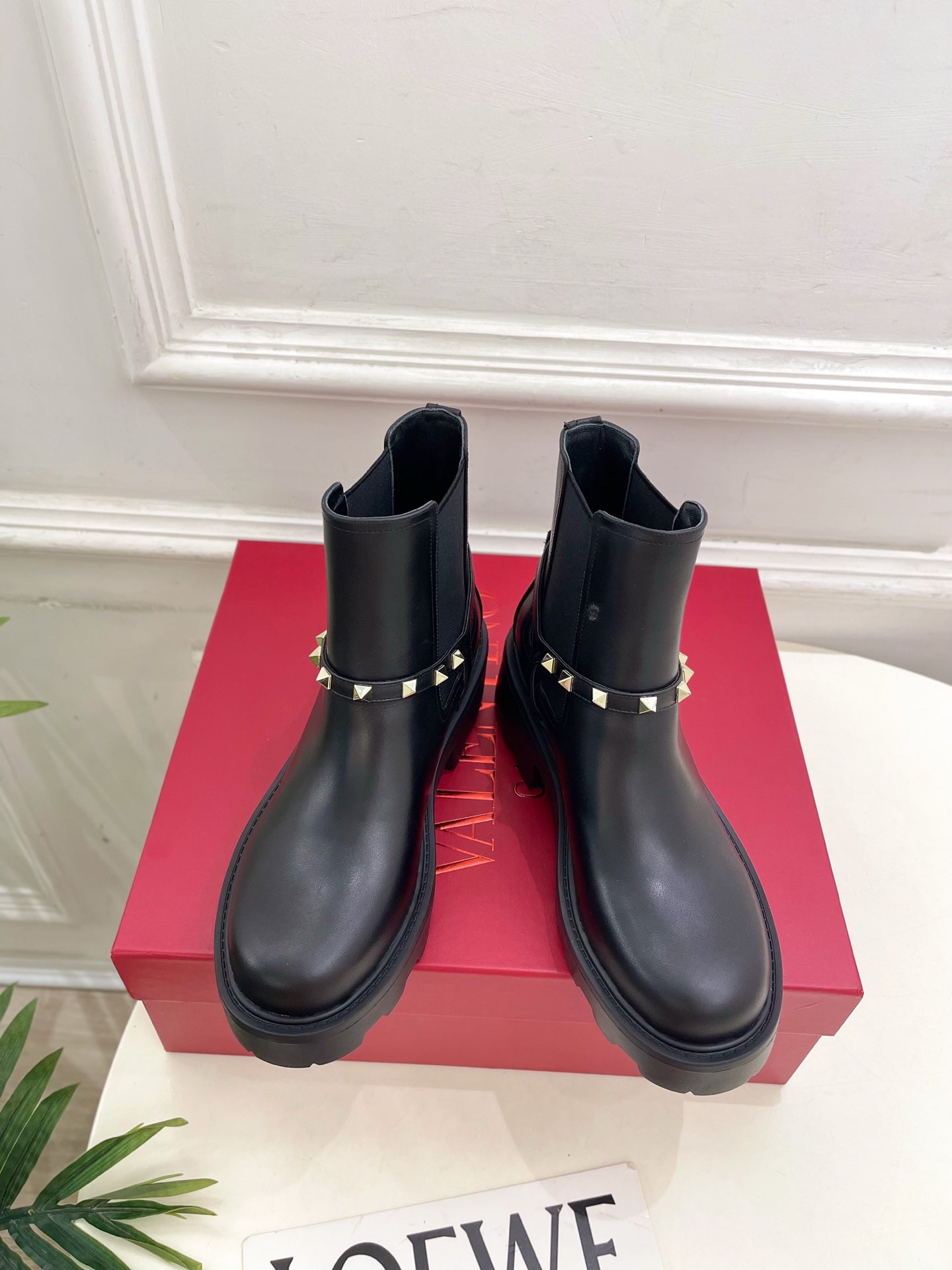 Valenti* 25SS platform rivet ankle boots