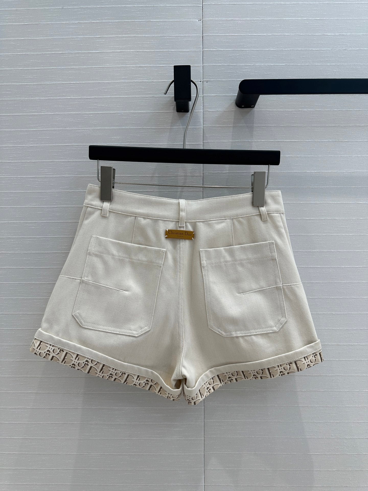 Dior double-pocket denim shorts (promotional item)