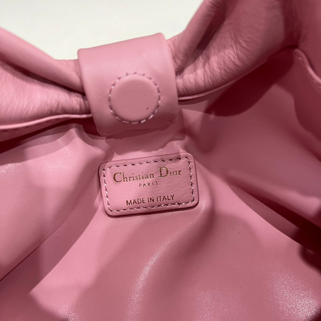 New handbag for 2026: Lambskin chain bag