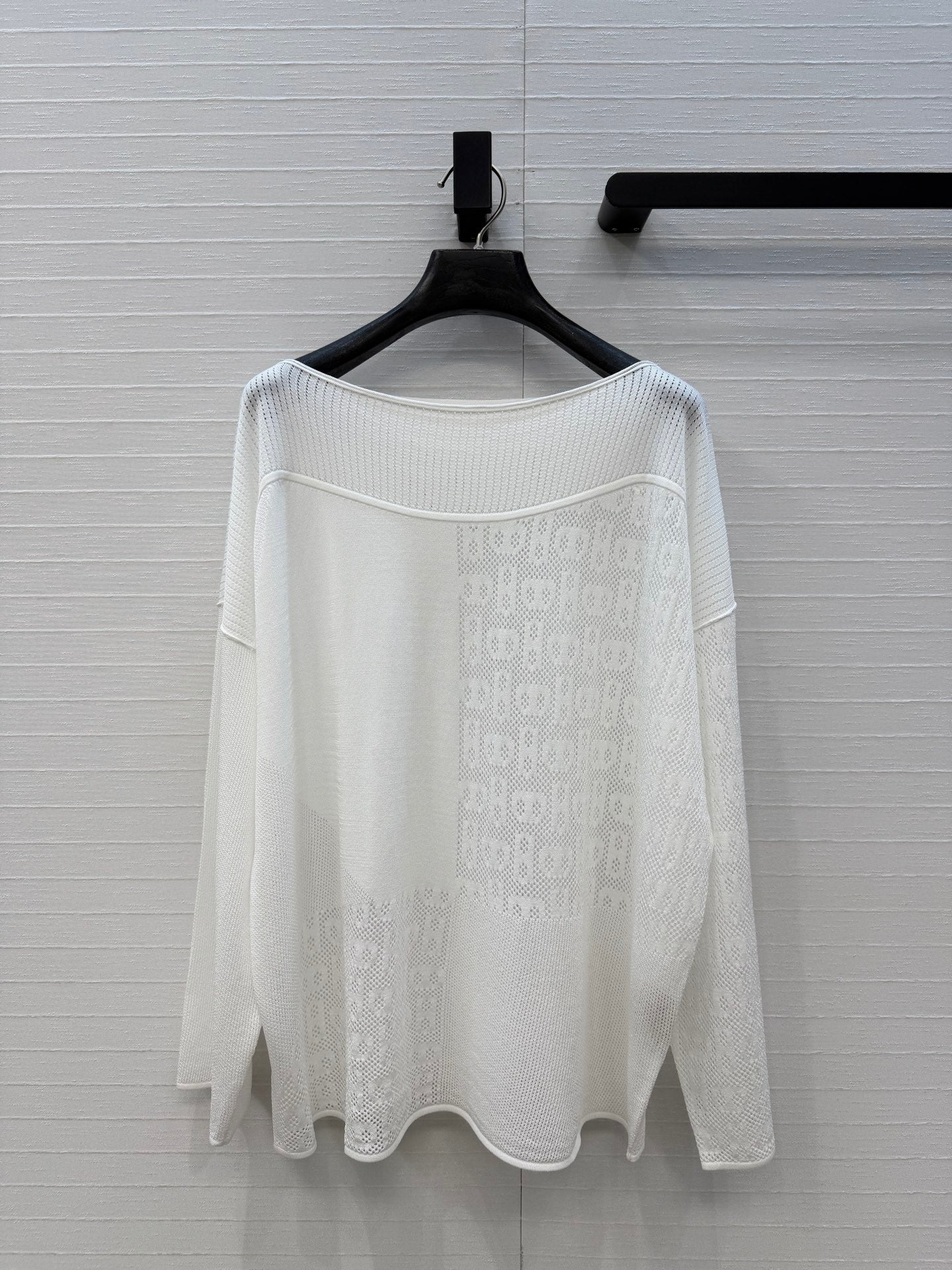 Hermès 26 New Off-the-Shoulder Openwork Knit Top