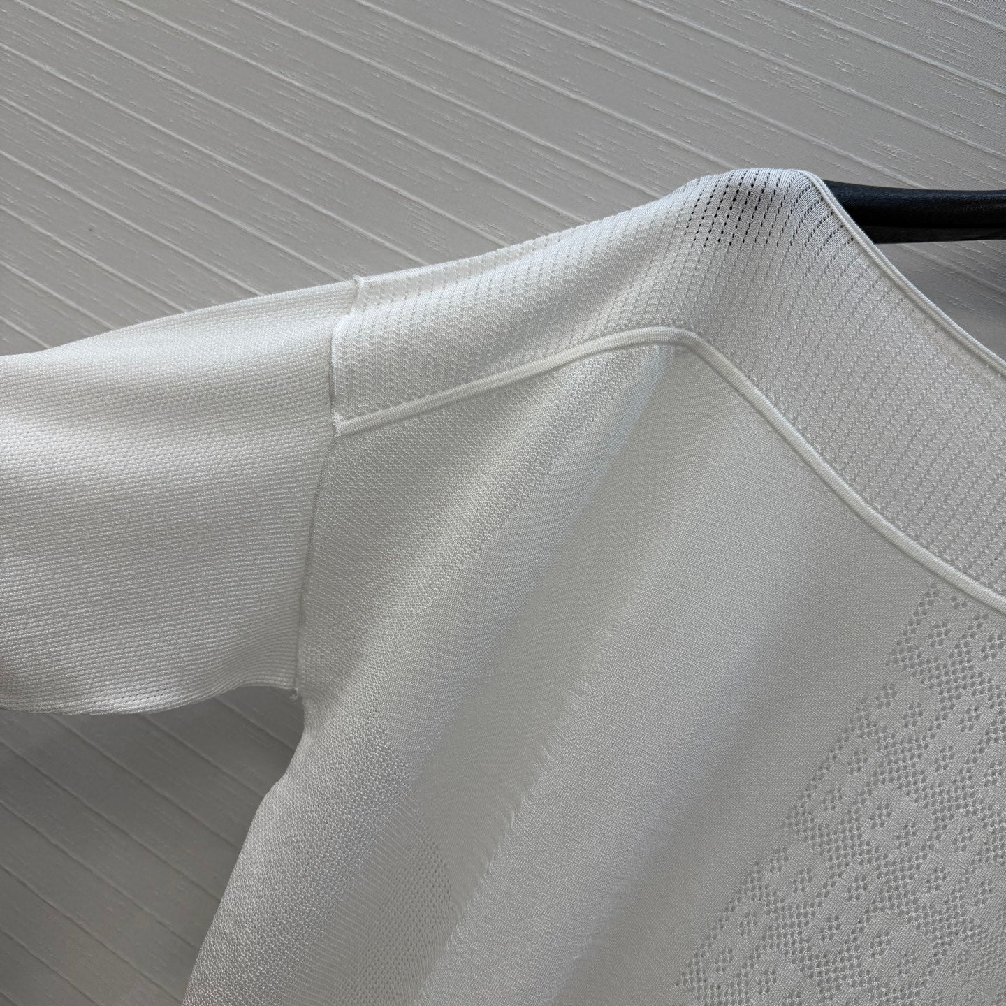 Hermès 26 New Off-the-Shoulder Openwork Knit Top
