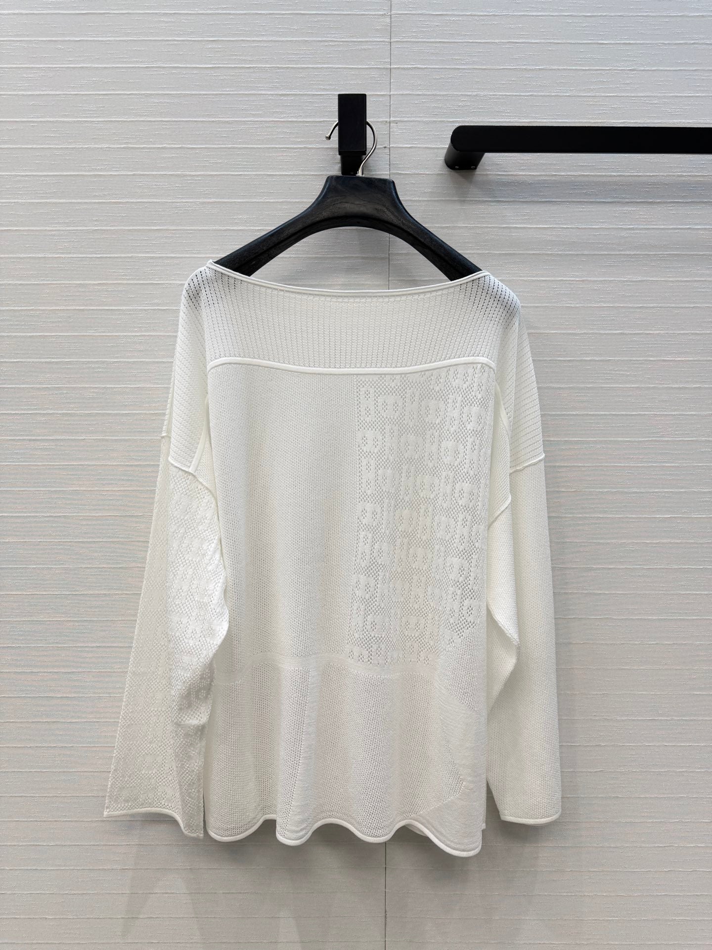 Hermès 26 New Off-the-Shoulder Openwork Knit Top