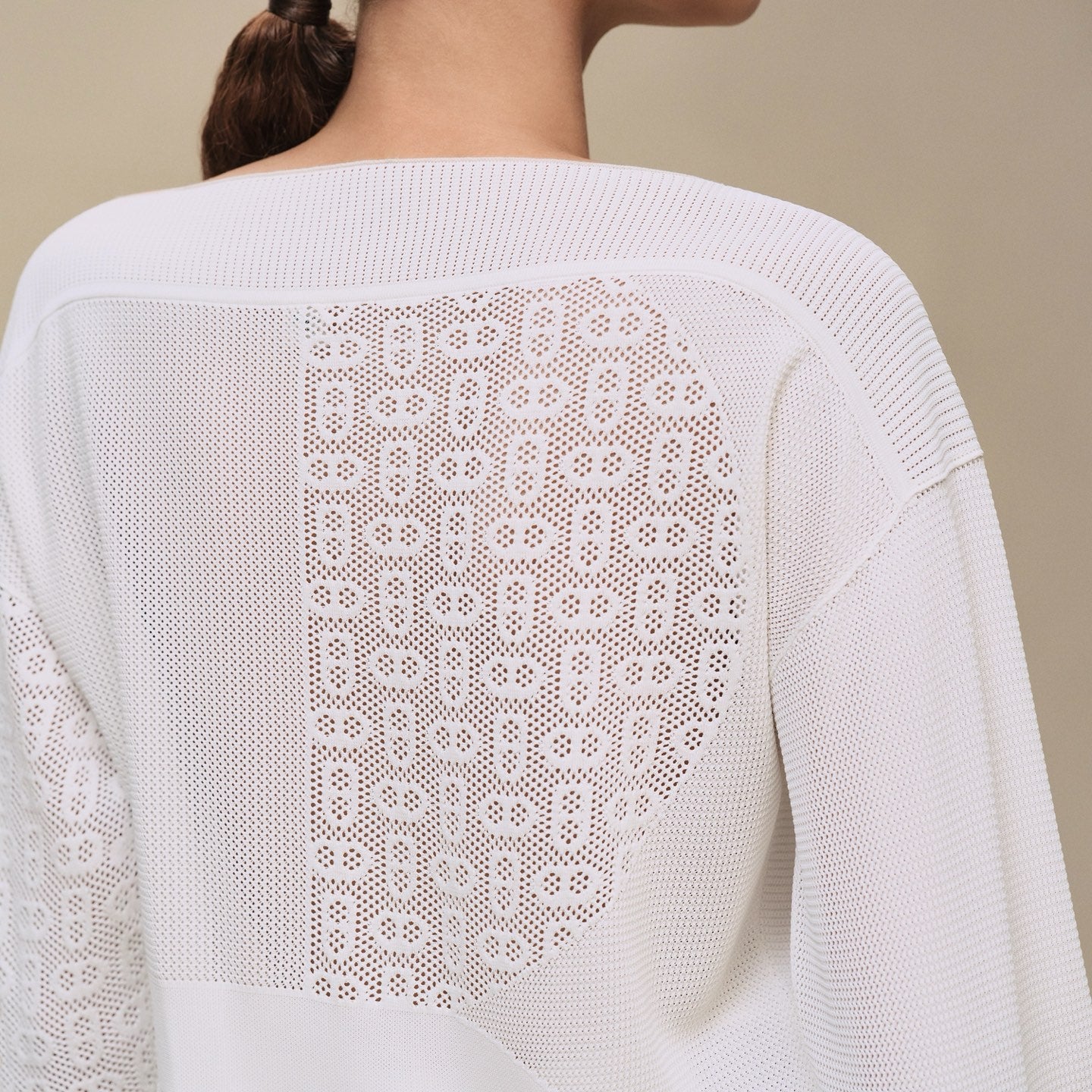 Hermès 26 New Off-the-Shoulder Openwork Knit Top