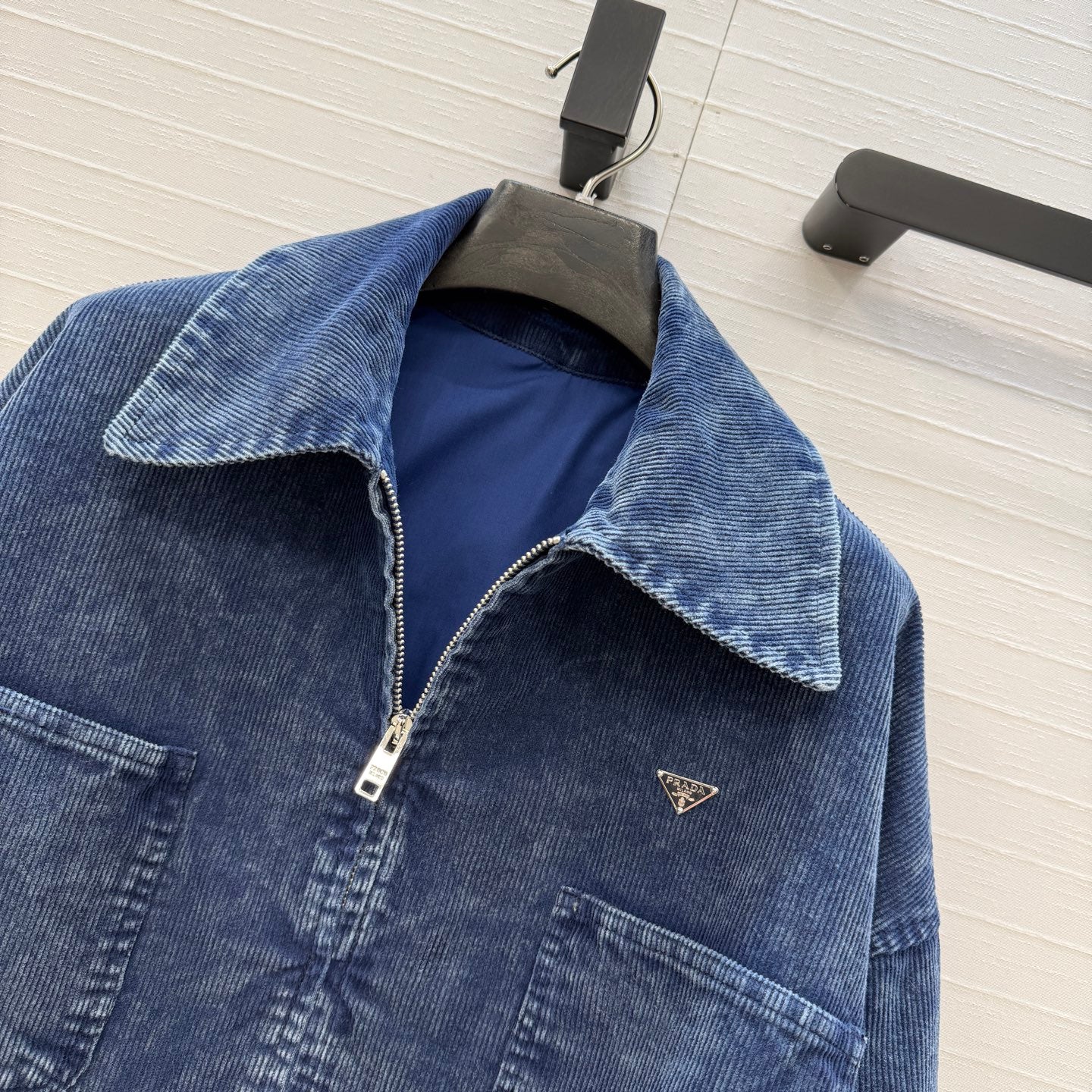 Prada 26SS Corduroy Collar Jacket / High-Waisted Trousers