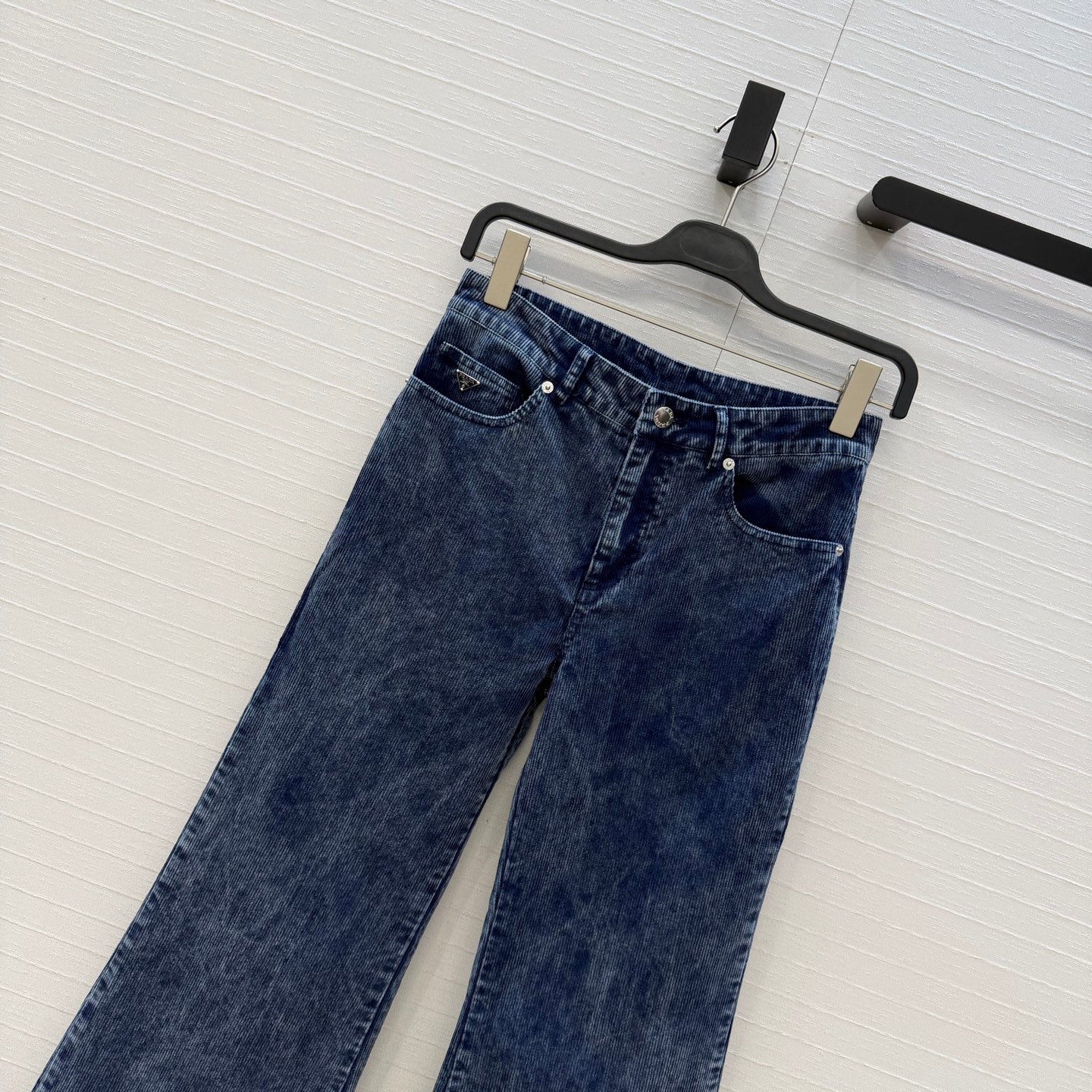 Prada 26SS Corduroy Collar Jacket / High-Waisted Trousers
