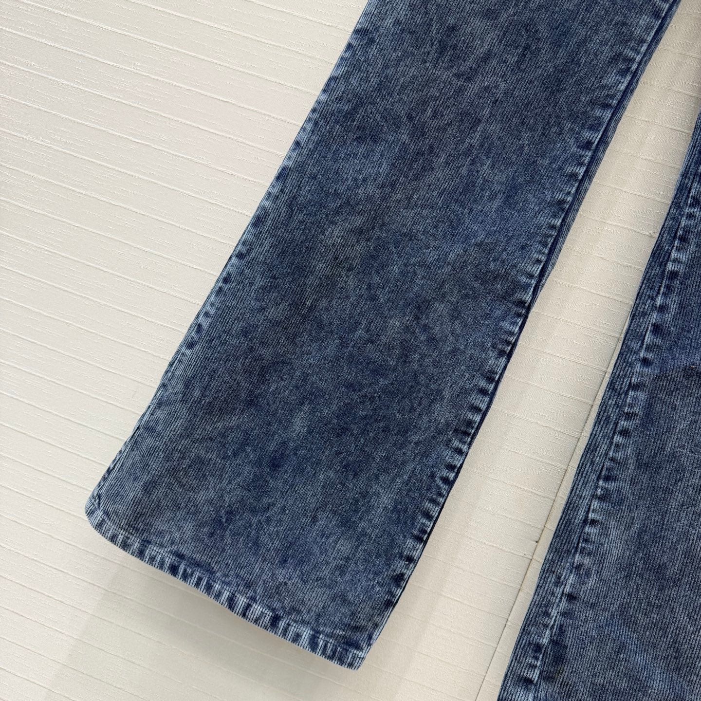Prada 26SS Corduroy Collar Jacket / High-Waisted Trousers