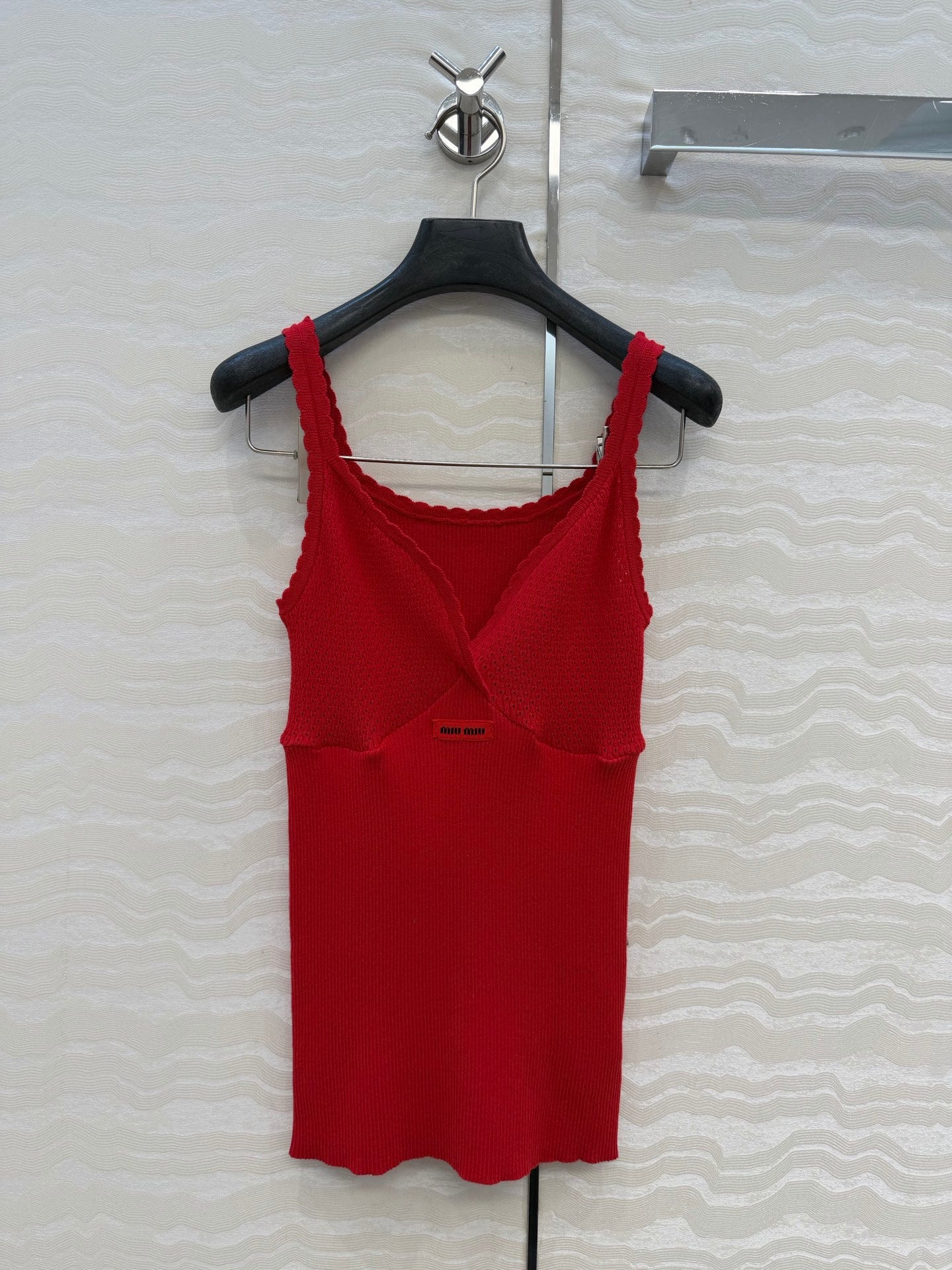 MIUMIU 26SS knitted off-the-shoulder camisole