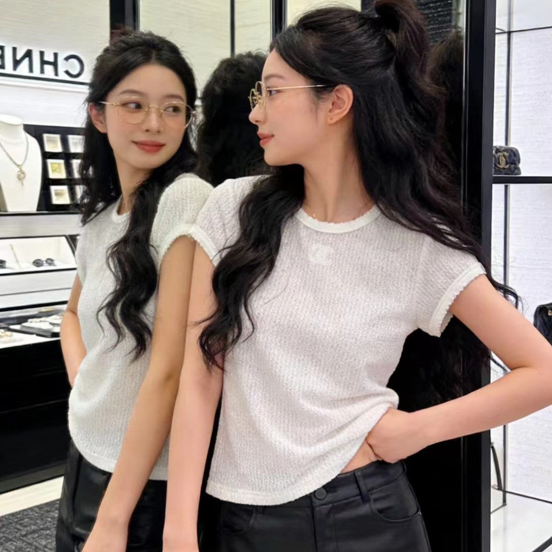 CHAN* 26SS Embroidered Mesh Knit Short-Sleeve Top
