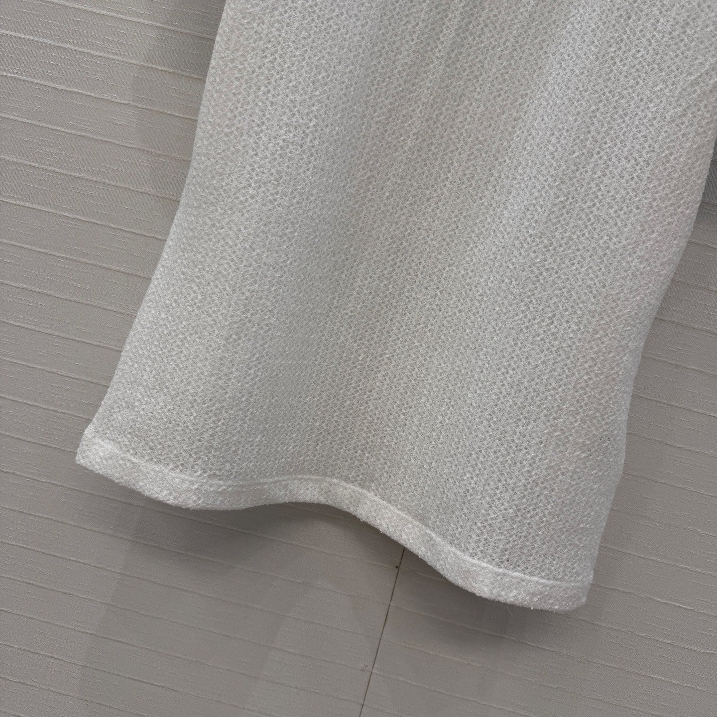 CHAN* 26SS Embroidered Mesh Knit Short-Sleeve Top