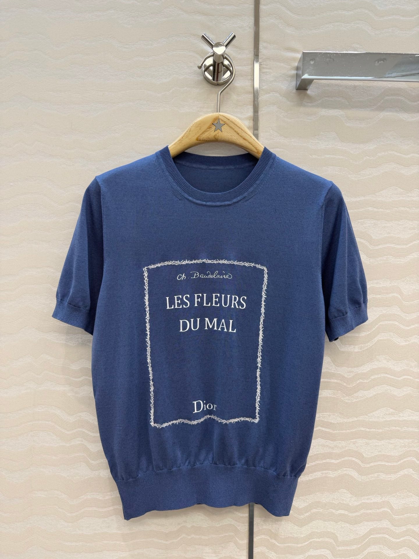 DIO* 26SS Embroidered Short-Sleeve Knit Top