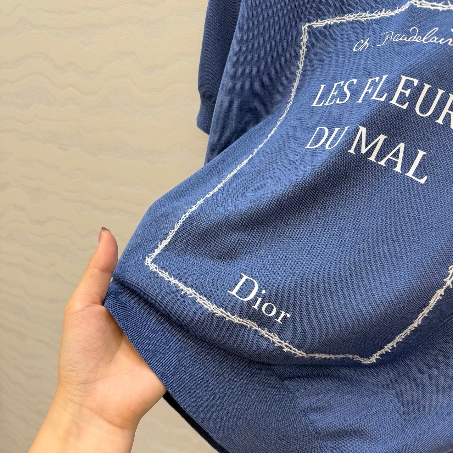 DIO* 26SS Embroidered Short-Sleeve Knit Top