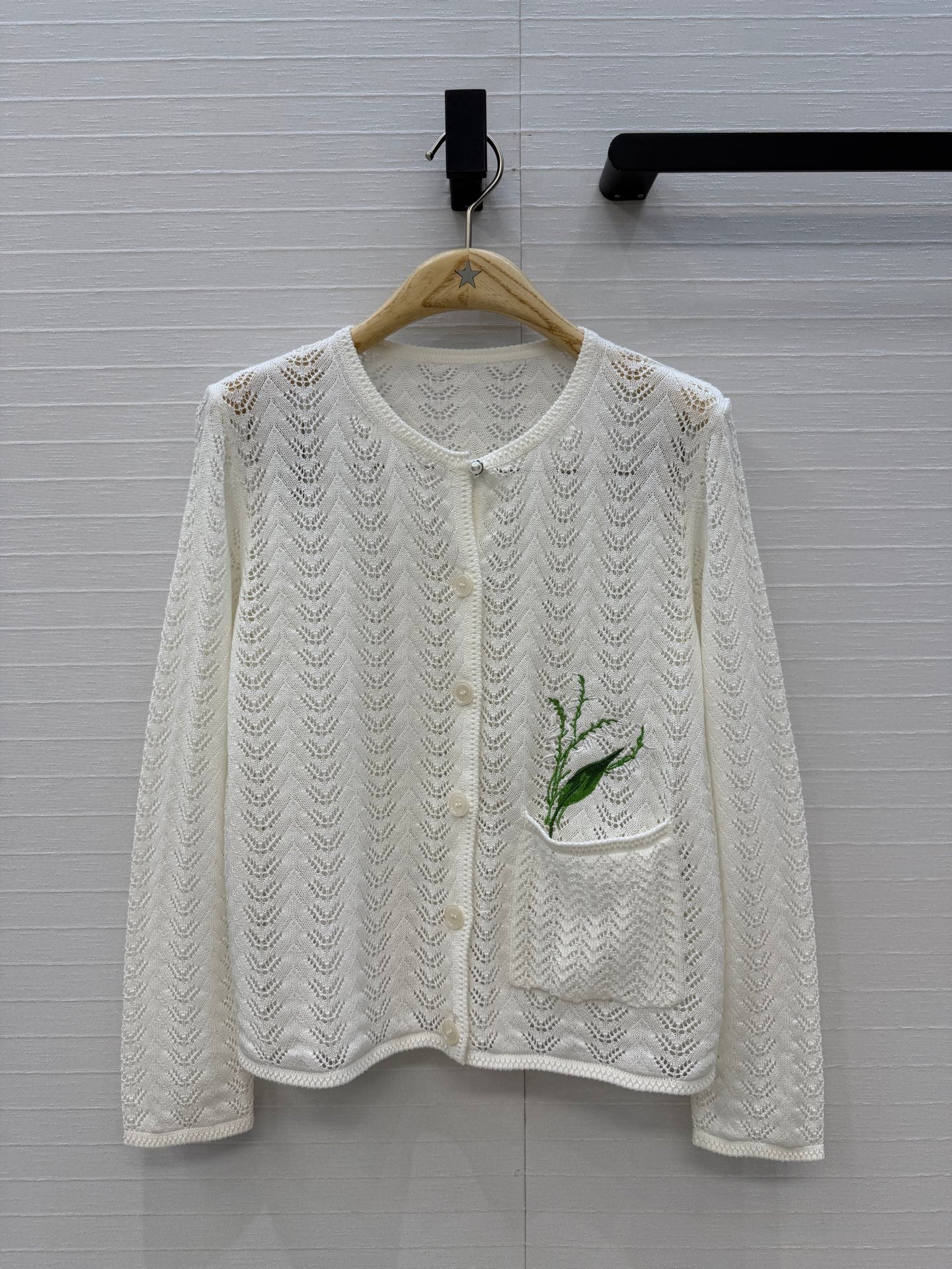 DIO* 26SS Lily of the Valley Embroidered Cardigan