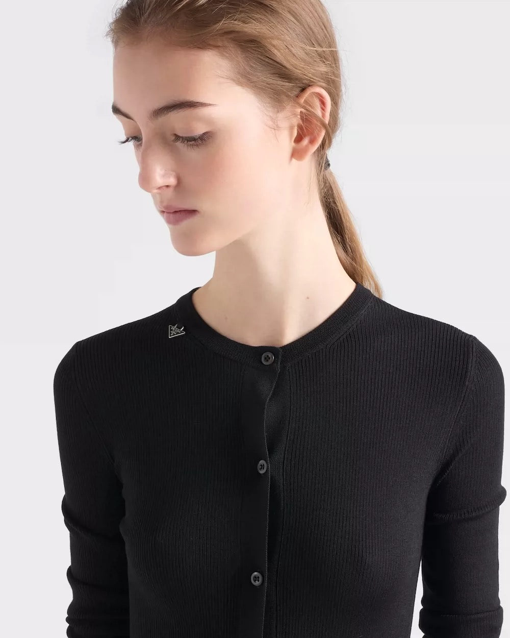 PRA* 26SS Elegant Crew-Neck Cardigan