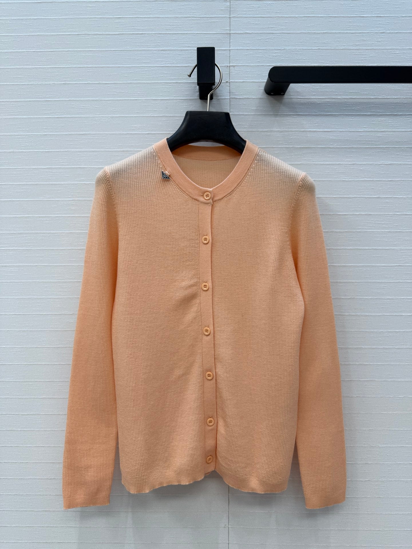PRA* 26SS Elegant Crew-Neck Cardigan