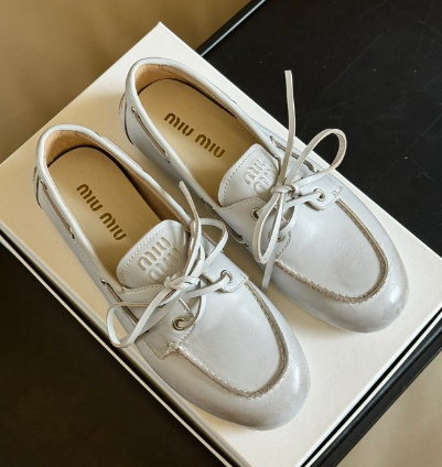 MIU* 24 new leather shoes 1:1 VIP