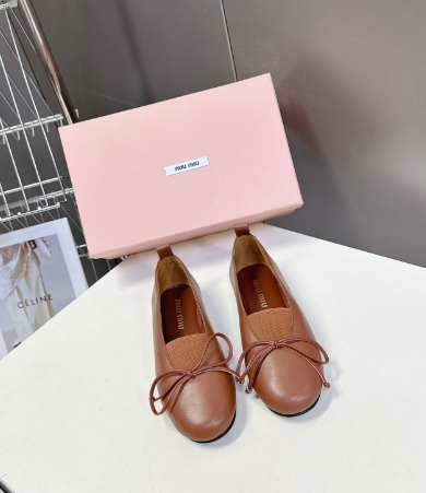 MIU* 25SS Chunky Heel Fashion Shoes VIP