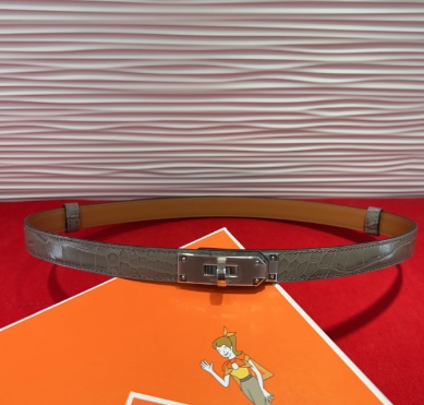 Hermes* 25SS 1.8 Crocodile Pattern Belt