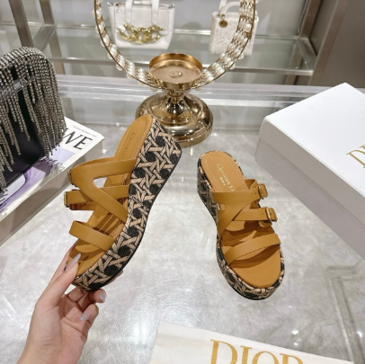 DIO* 25SS Wedge Sandals VIP